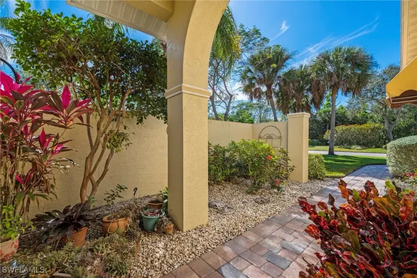 Picture of 13371 Southampton Dr, Bonita Springs FL 34135