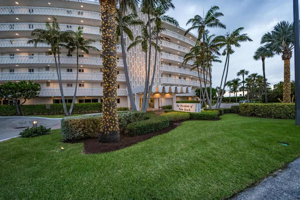 Picture of 2505 S Ocean Boulevard 5030, Palm Beach, FL 33480