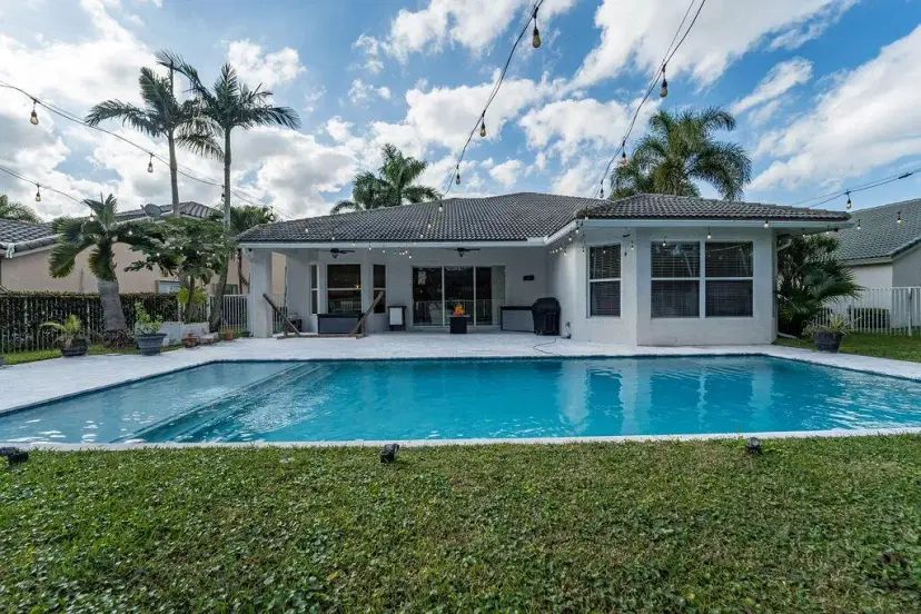 Picture of 4034 Bahia Isle Circle, Wellington FL 33449