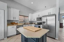 Picture of 4034 Bahia Isle Circle, Wellington, FL 33449