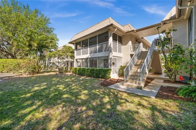 Picture of 1549 Sandpiper St 75, Naples FL 34102