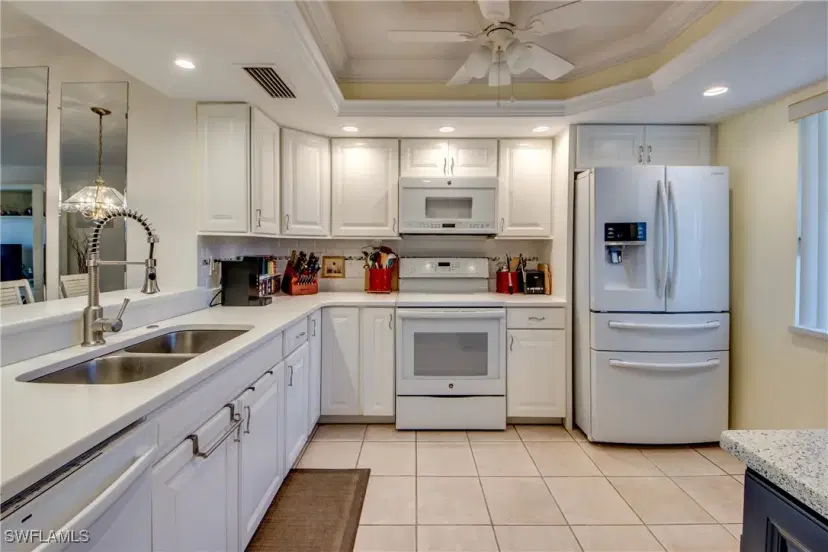 Picture of 11300 Caravel Cir 309, Fort Myers FL 33908