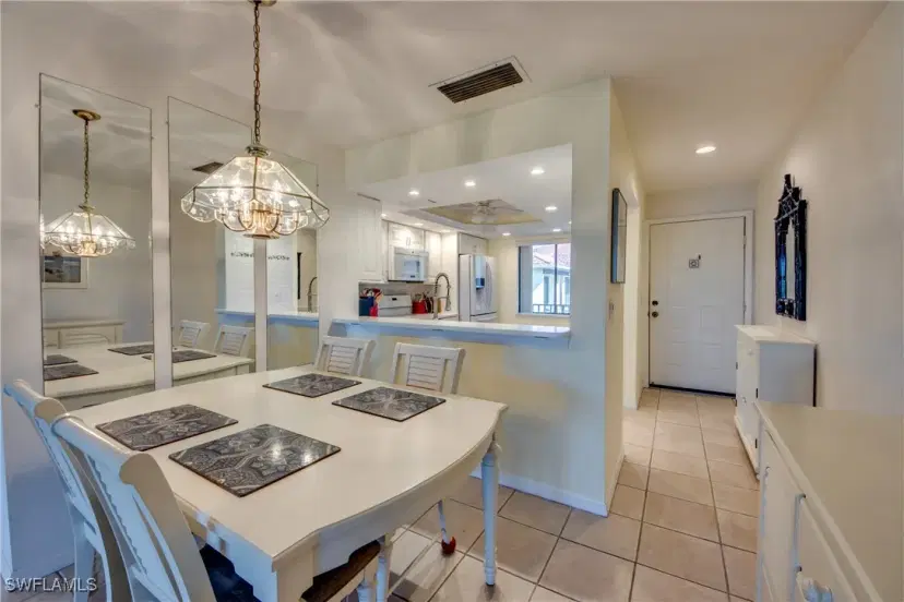 Picture of 11300 Caravel Cir 309, Fort Myers FL 33908
