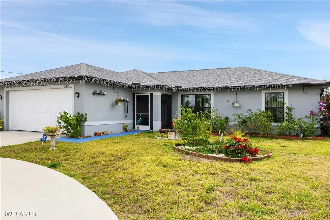 Picture of 520 Wilmington Pkwy, Cape Coral, FL 33993