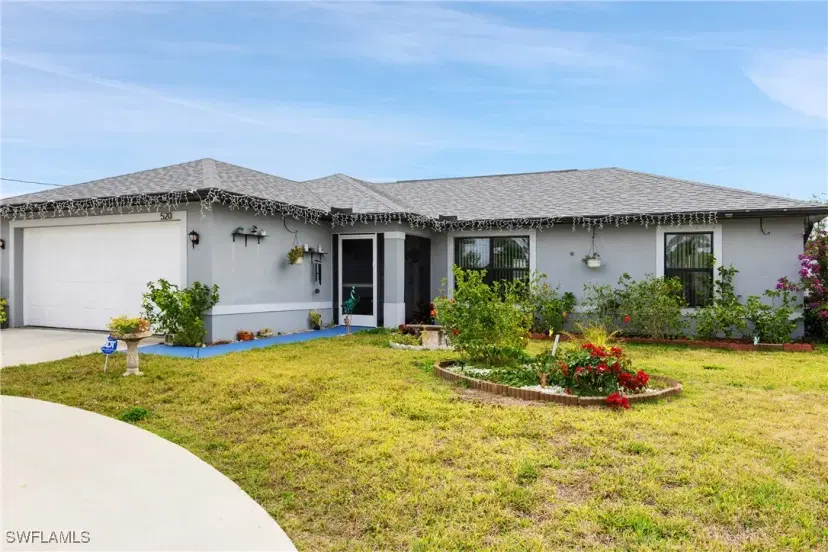 Picture of 520 Wilmington Pkwy, Cape Coral FL 33993