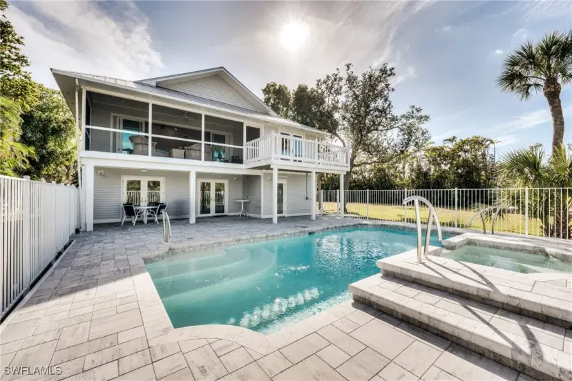 Picture of 13450 Coral Dr, Fort Myers FL 33908