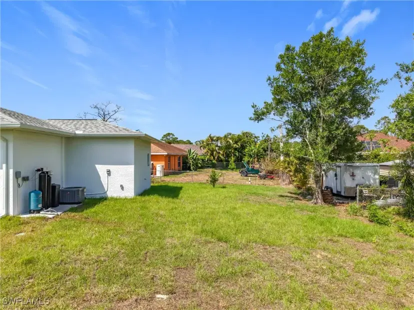 Picture of 829 Wabash St, Lehigh Acres FL 33974
