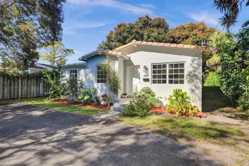 Picture of 4441 SW 10Th St, Miami FL 33134