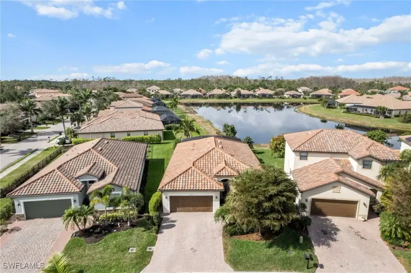 Picture of 11004 Cherry Laurel Dr, Fort Myers FL 33912