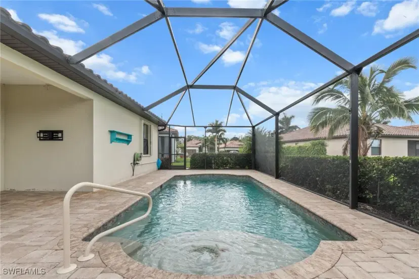 Picture of 11004 Cherry Laurel Dr, Fort Myers FL 33912