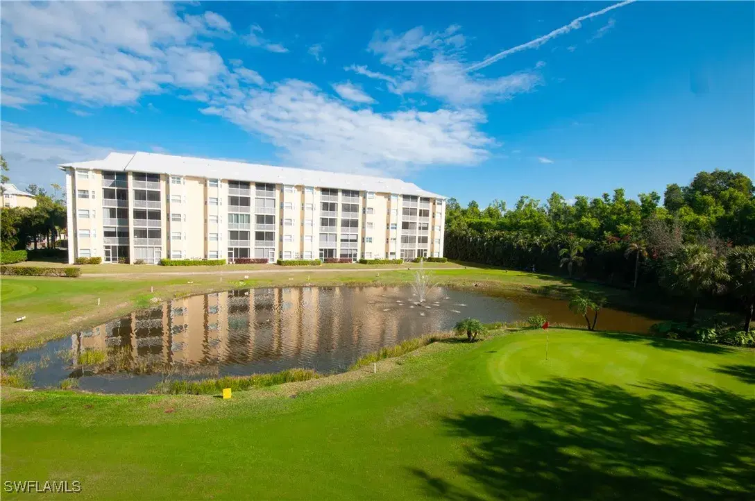 Picture of 19880 Breckenridge Dr 307, Estero, FL 33928