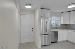 Picture of 13130 White Marsh Ln 103, Fort Myers, FL 33912