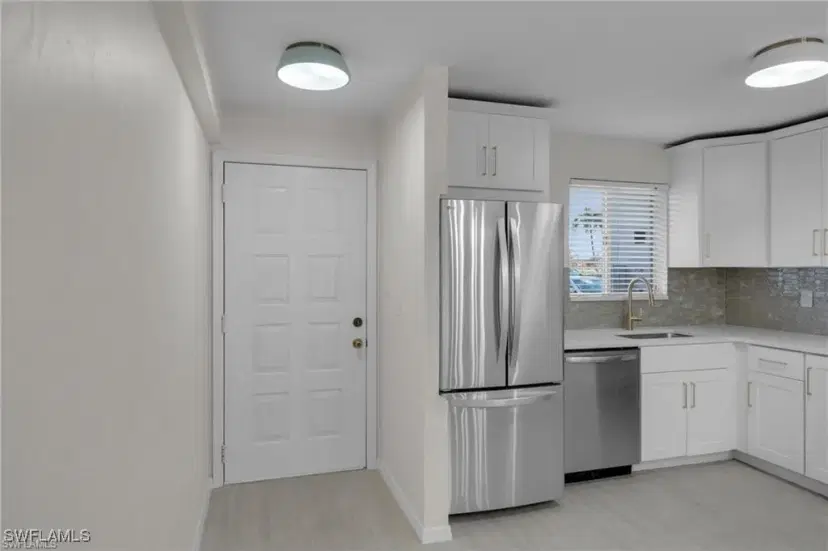 Picture of 13130 White Marsh Ln 103, Fort Myers FL 33912