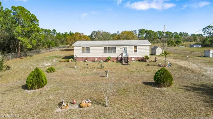 Picture of 125 W Marimba Cir, Clewiston FL 33440
