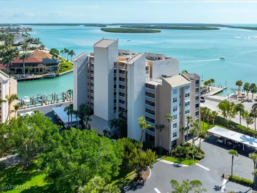 Picture of 901 Collier Ct 205, Marco Island FL 34145