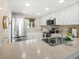 Picture of 901 Collier Ct 205, Marco Island, FL 34145