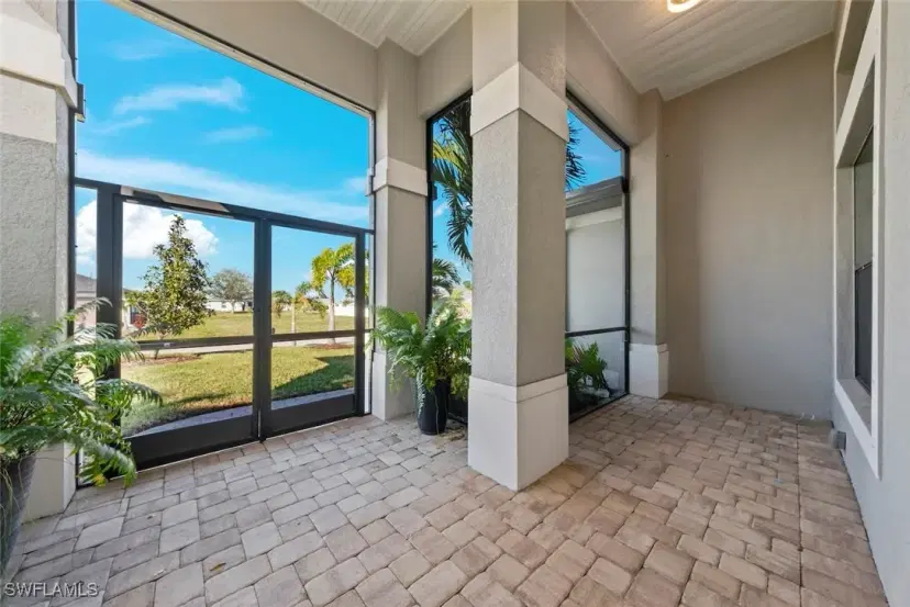 Picture of 908 SW Embers Ter, Cape Coral FL 33991