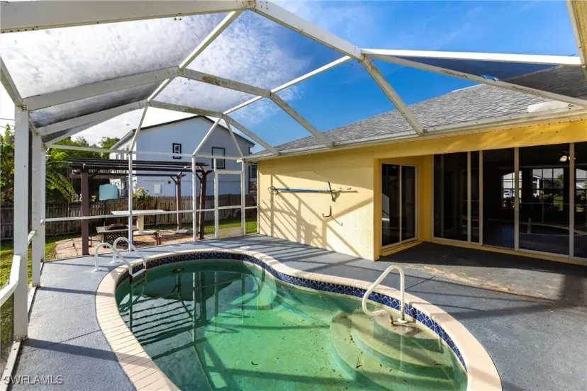Picture of 8462 Butternut Rd, Fort Myers FL 33967