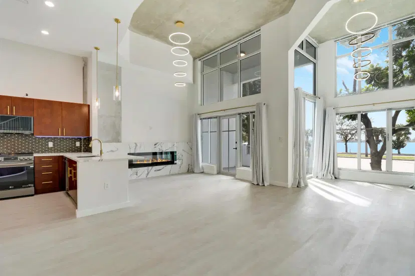 Picture of 300 S Australian Avenue 127, West Palm Beach FL 33401