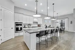 Picture of 9559 Curlew Dr, Naples, FL 34120