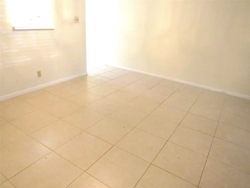 Picture of 3001 Portofino Isle F1, Coconut Creek FL 33066