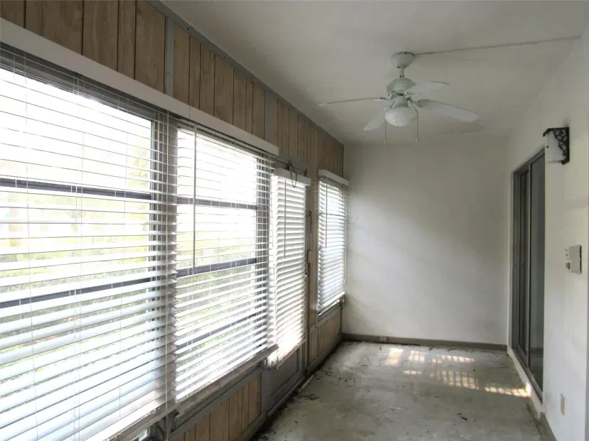 Picture of 3001 Portofino Isle F1, Coconut Creek FL 33066
