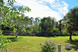 Picture of 422 Snead Dr, North Fort Myers, FL 33903