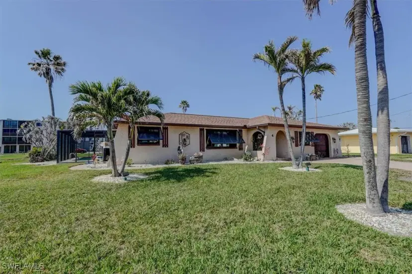 Picture of 4 Fairview Blvd, Fort Myers Beach FL 33931