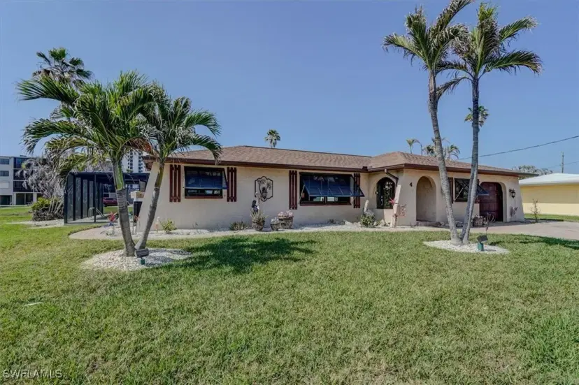 Picture of 4 Fairview Blvd, Fort Myers Beach FL 33931