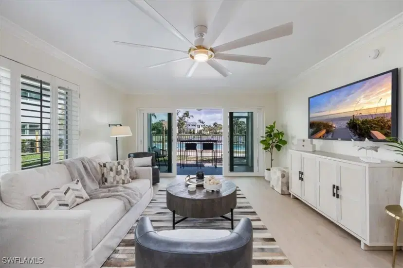 Picture of 4150 Crayton Rd B2, Naples FL 34103