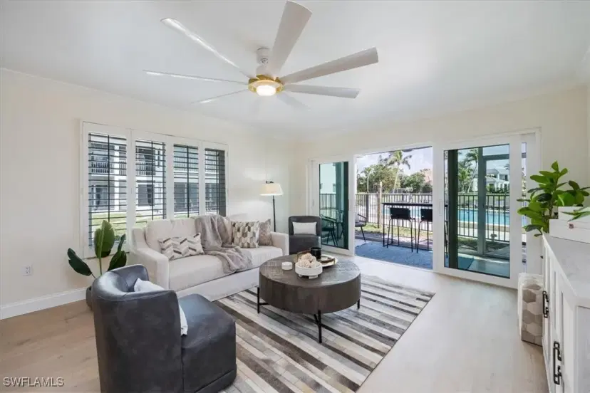 Picture of 4150 Crayton Rd B2, Naples FL 34103