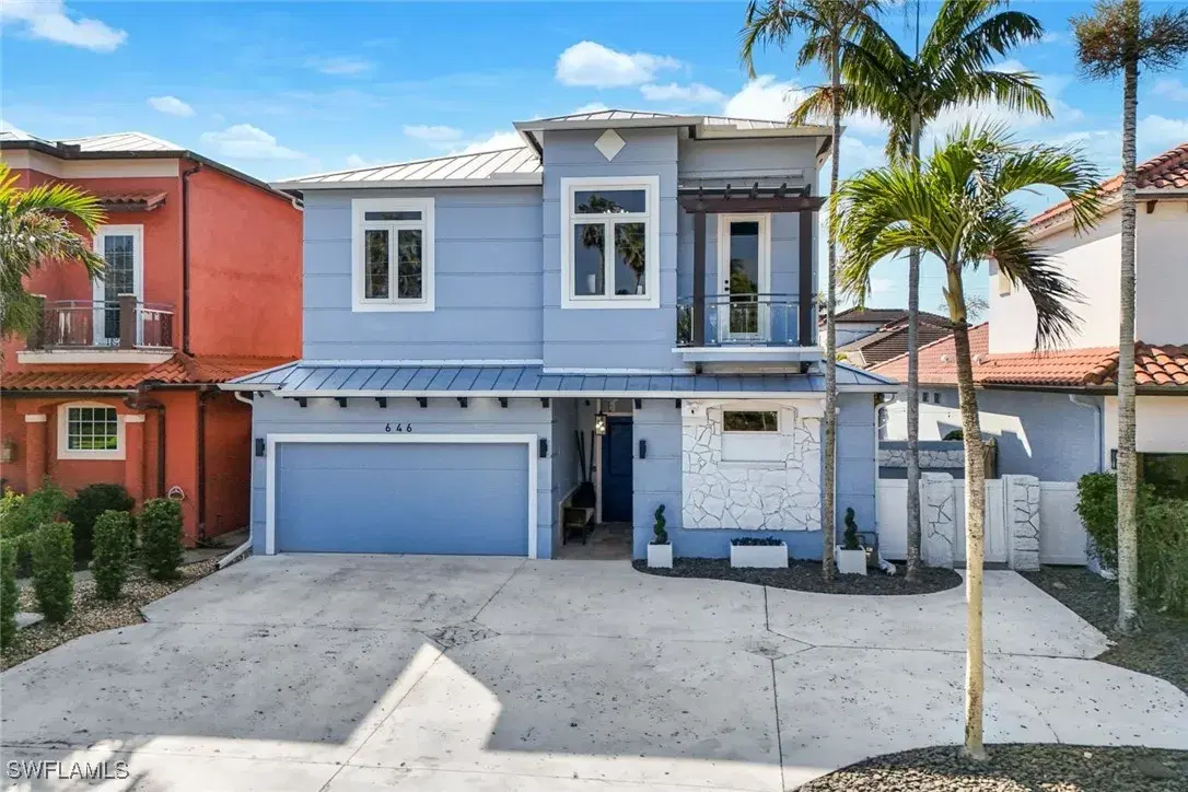 Picture of 646 111Th Ave N, Naples, FL 34108