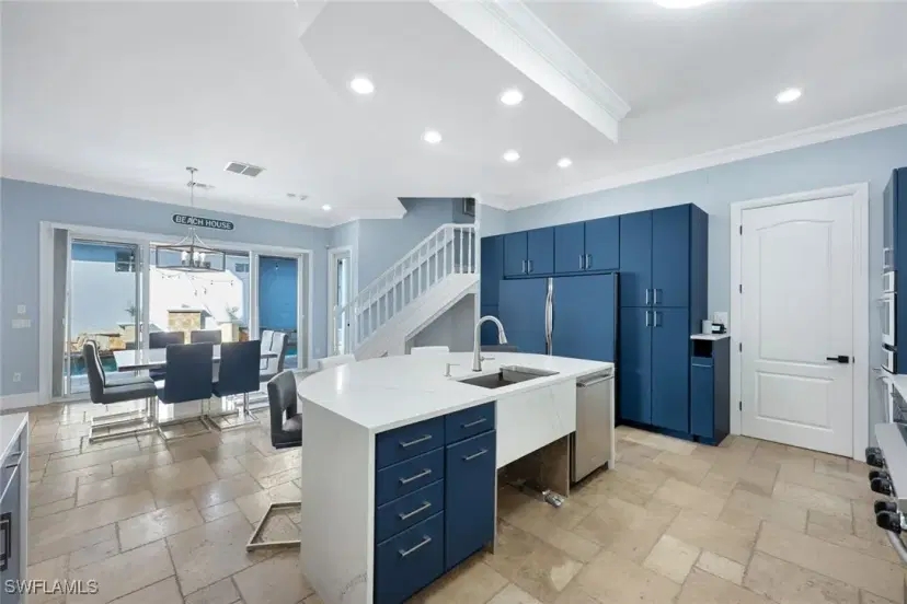 Picture of 646 111Th Ave N, Naples FL 34108