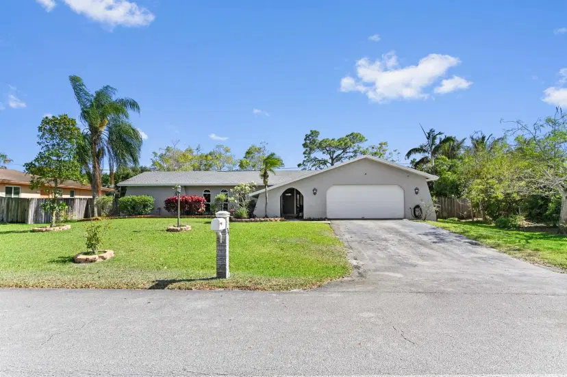 Picture of 25 W Plumosa Lane, Lake Worth FL 33467