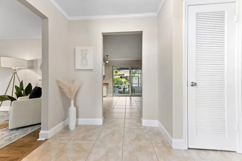 Picture of 25 W Plumosa Lane, Lake Worth FL 33467