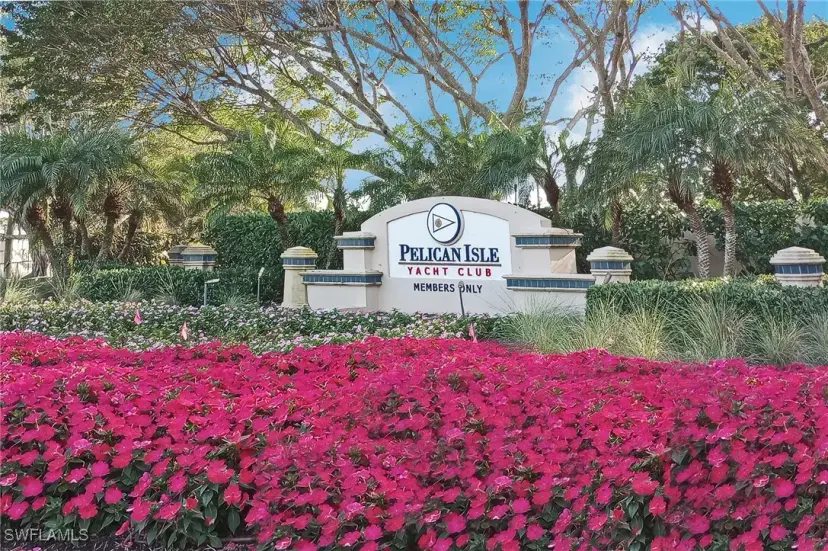 Picture of 435 Dockside Dr B803, Naples FL 34110