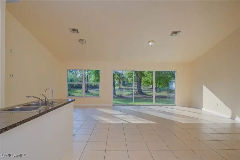 Picture of 346 Columbus Blvd S, Lehigh Acres FL 33974