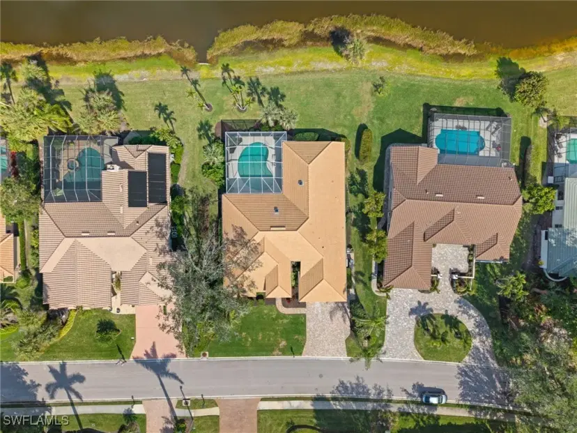 Picture of 3740 Lakemont Dr, Bonita Springs FL 34134