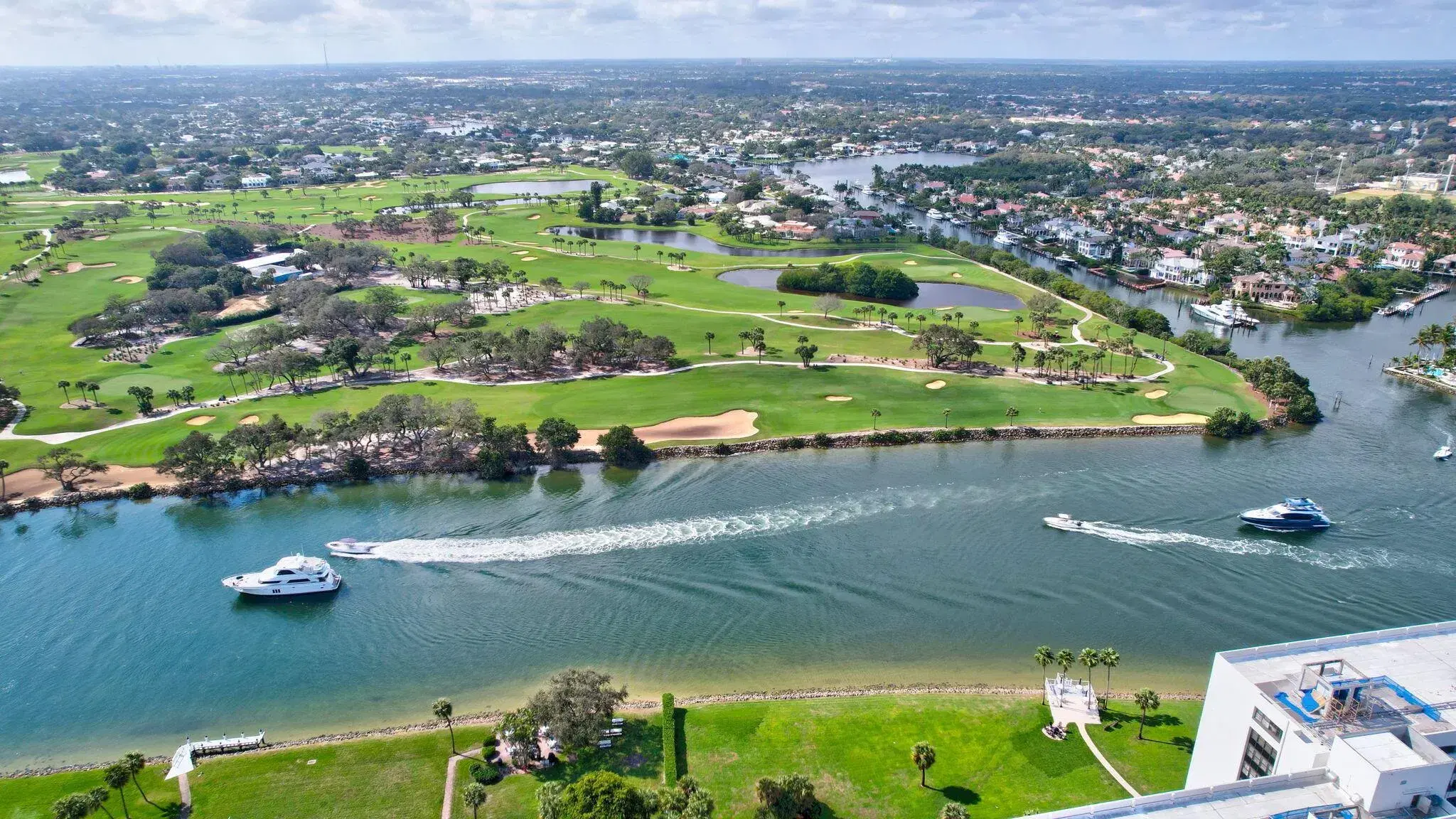Picture of 336 Golfview Road 914, North Palm Beach, FL 33408