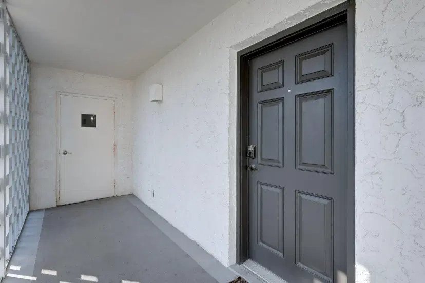 Picture of 336 Golfview Road 914, North Palm Beach FL 33408
