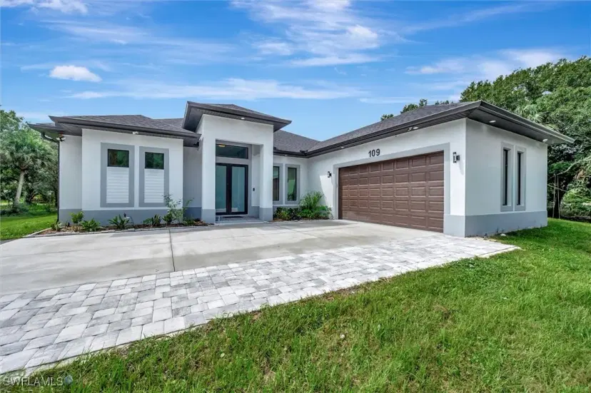 Picture of 109 14Th St Se, Naples FL 34117