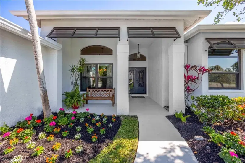 Picture of 520 Raven Way, Naples FL 34110