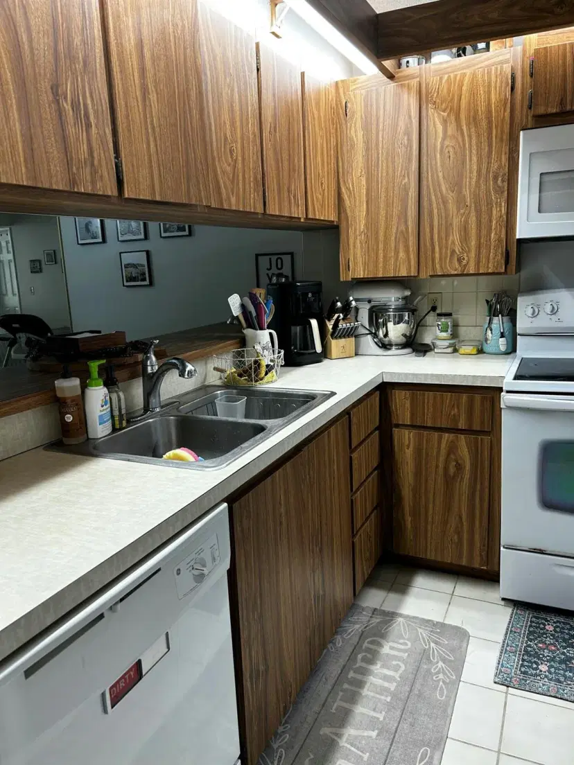 Picture of 3636 Whitehall Drive 101, West Palm Beach FL 33401