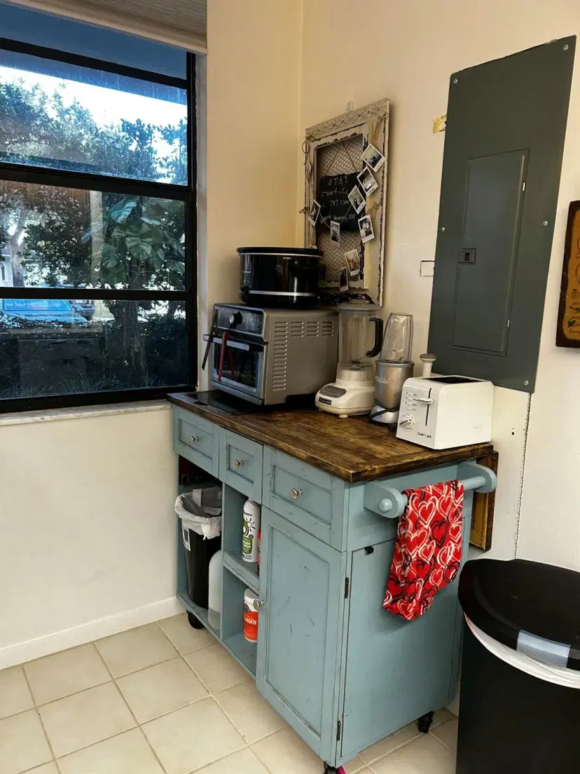 Picture of 3636 Whitehall Drive 101, West Palm Beach FL 33401