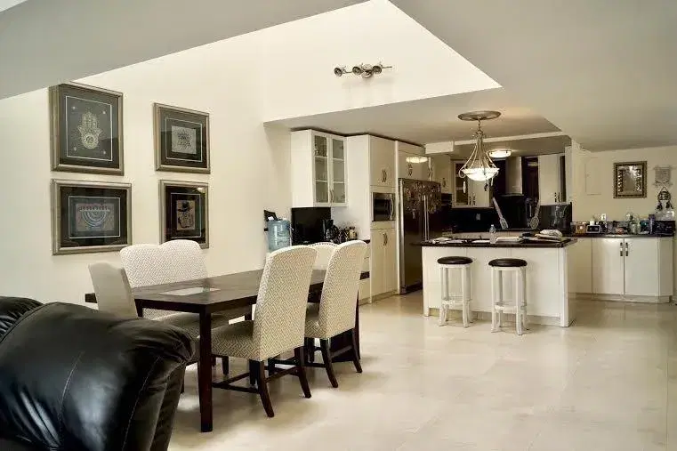 Picture of 237 Poinciana Island 407, Sunny Isles Beach FL 33160