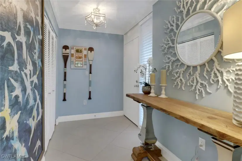 Picture of 651 Seaview Ct B101, Marco Island FL 34145