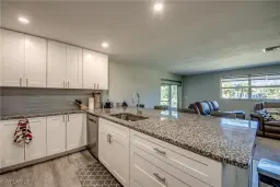 Picture of 952 Ione Dr, Fort Myers, FL 33919