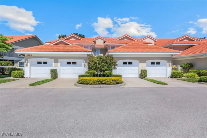 Picture of 5125 Cobble Creek CT 101, Naples FL 34110