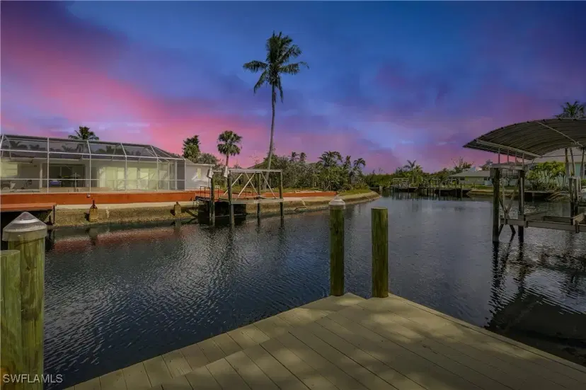 Picture of 6086 Cocos Dr, Fort Myers FL 33908