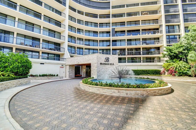 Picture of 4740 S Ocean Boulevard 404, Highland Beach FL 33487
